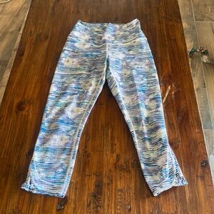 Lululemon size 6